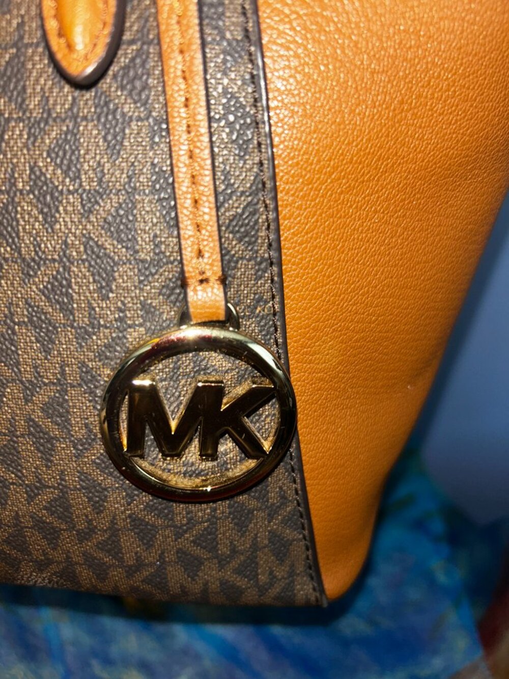 Michael Kors Brown Monogram Tote with Tan Leather Straps & matching wallet NWOT - Picture 6 of 16